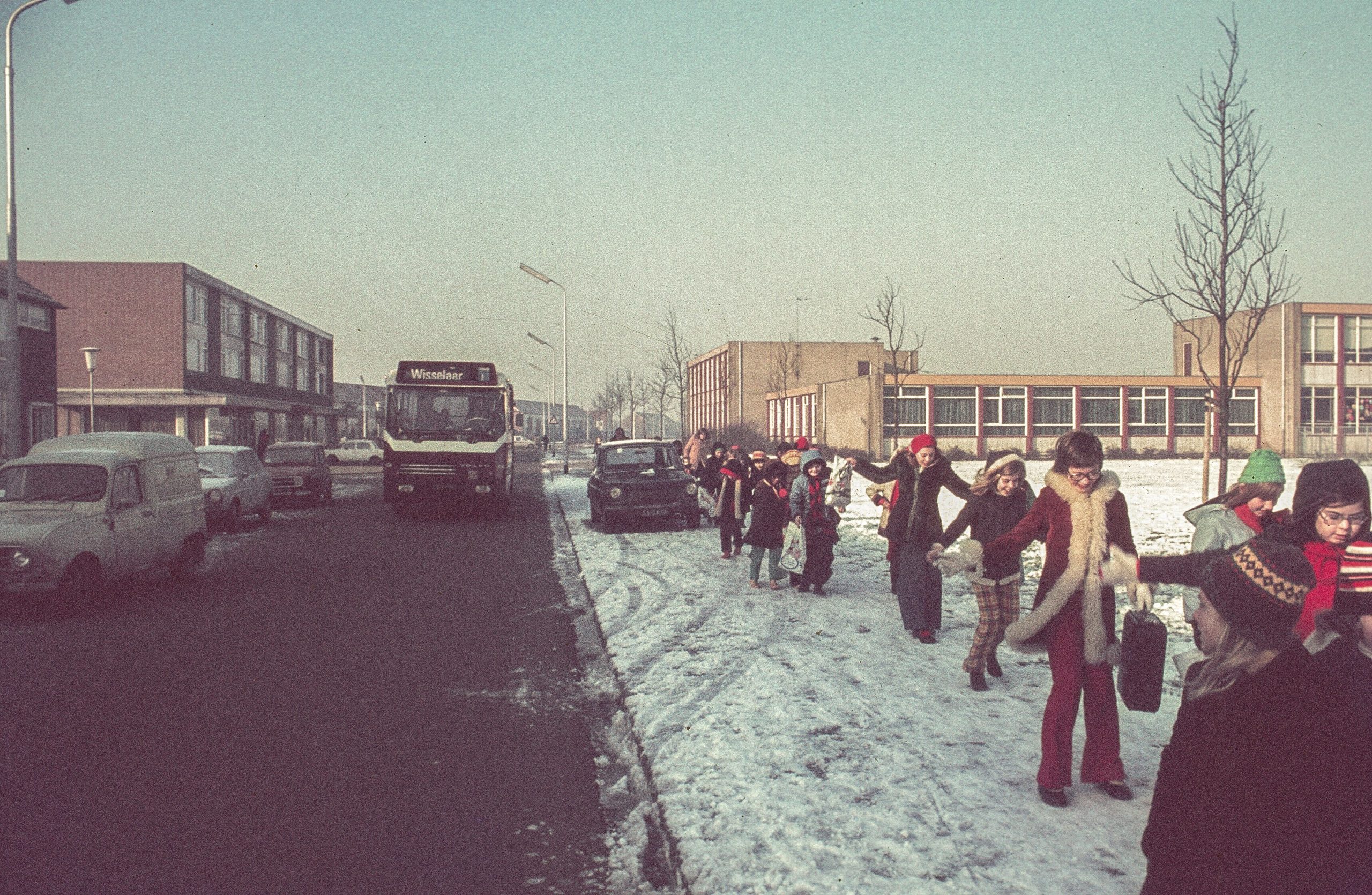 reunie wisselaar Tielrodenstraat met BBA lijn 1 bus