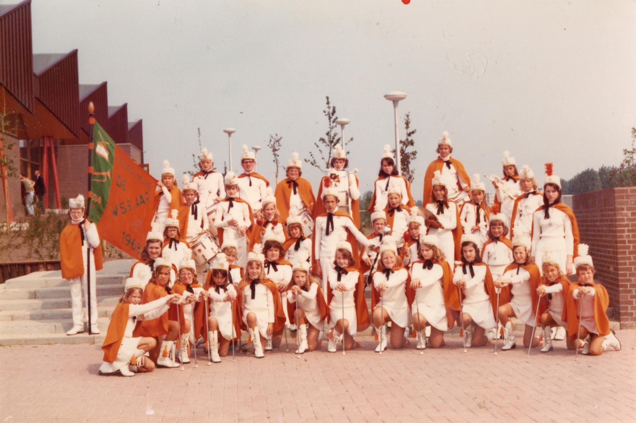 Drumband de Wisselaar bij Zwembad de Wisselslag.