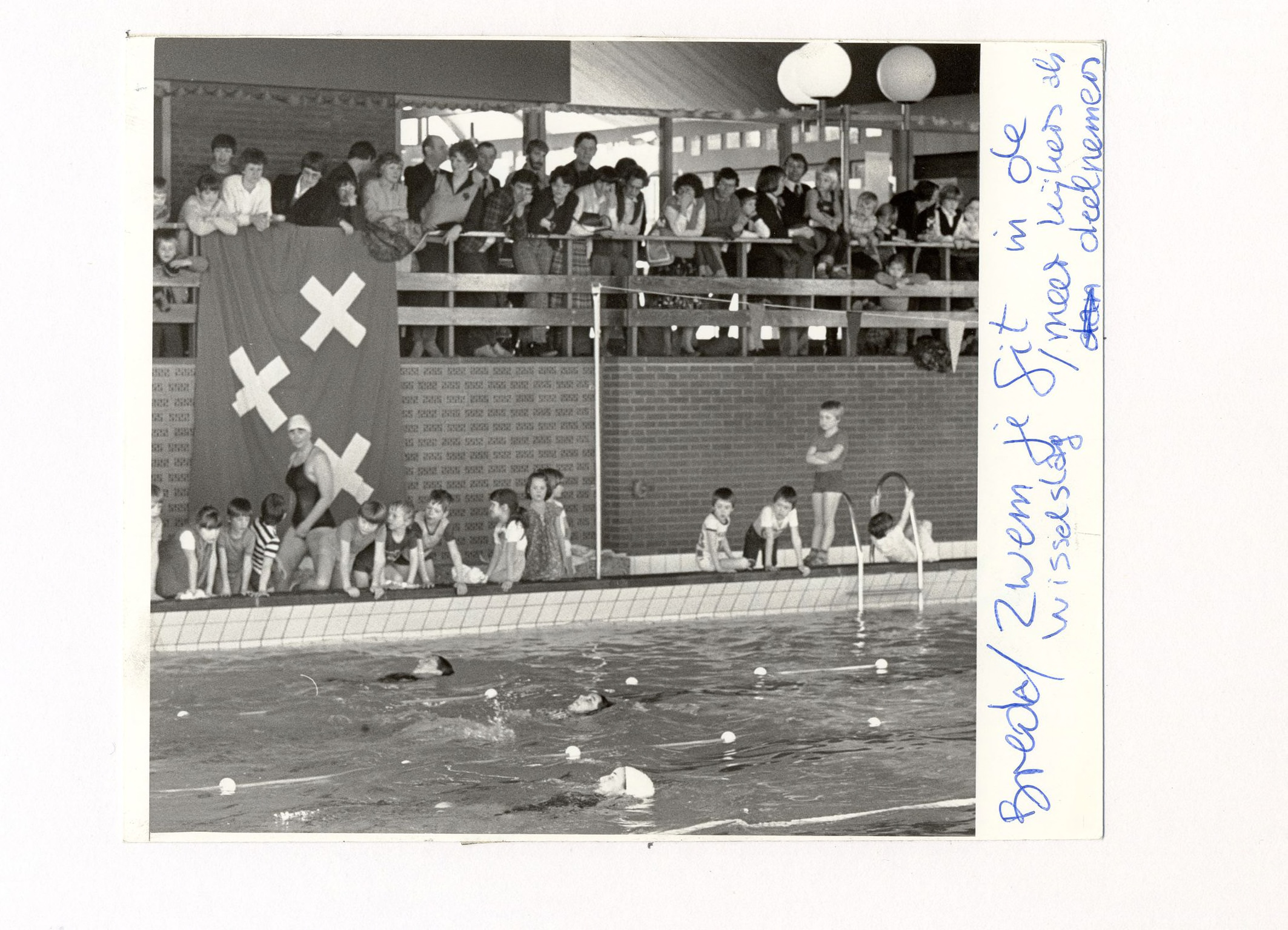 Zwem je fit in de Wisselslag met meer kijkers dan deelnemers 1981